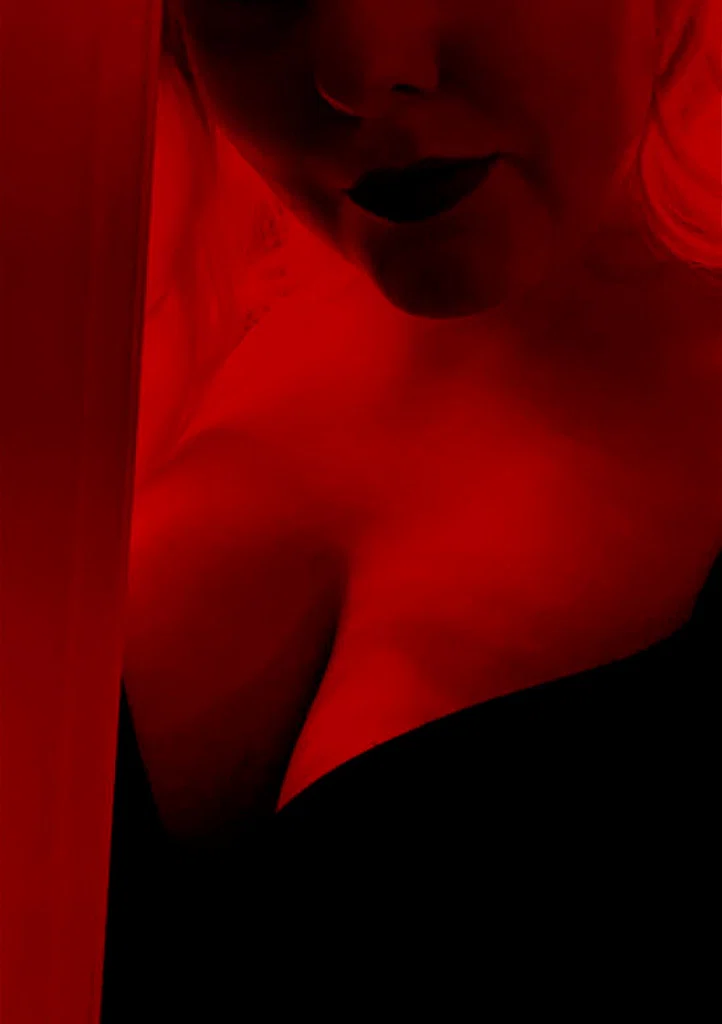 Scarlett Noir's avatar