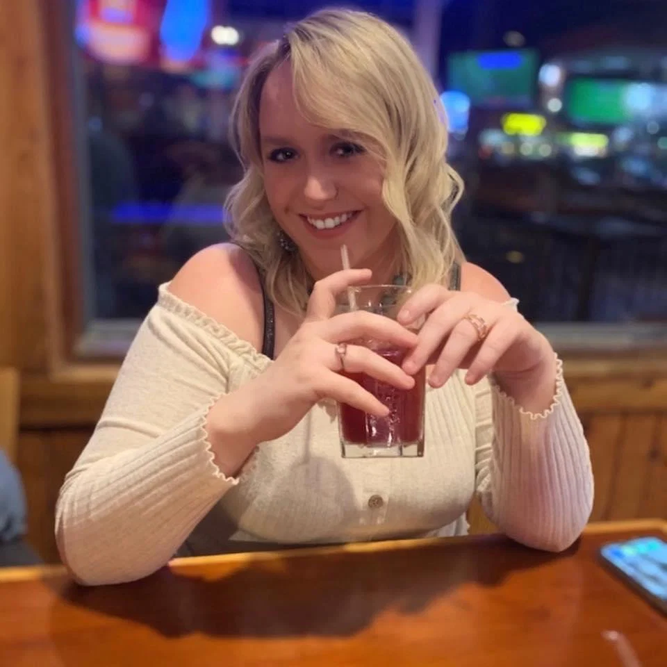 Blondie 🥰's avatar