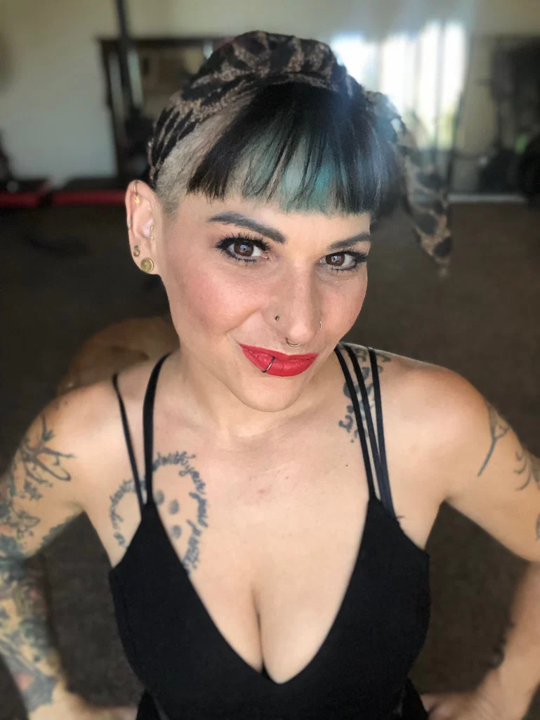 Kinky Kitten's avatar
