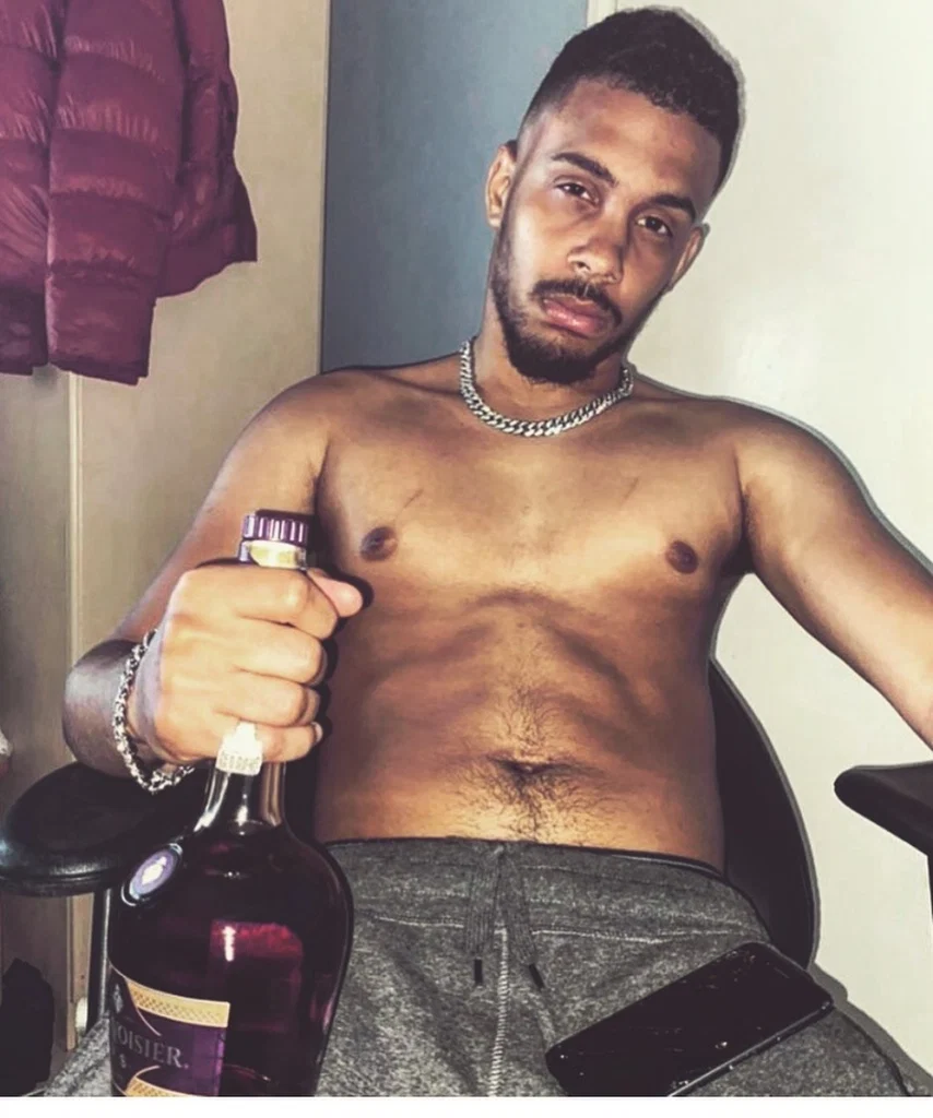 Lightskinzeus