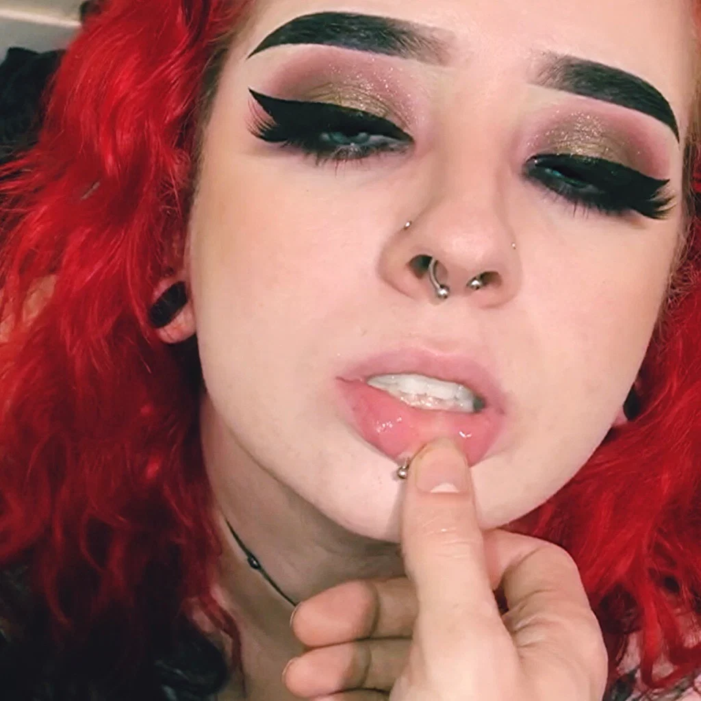 Nicole Morbid's avatar