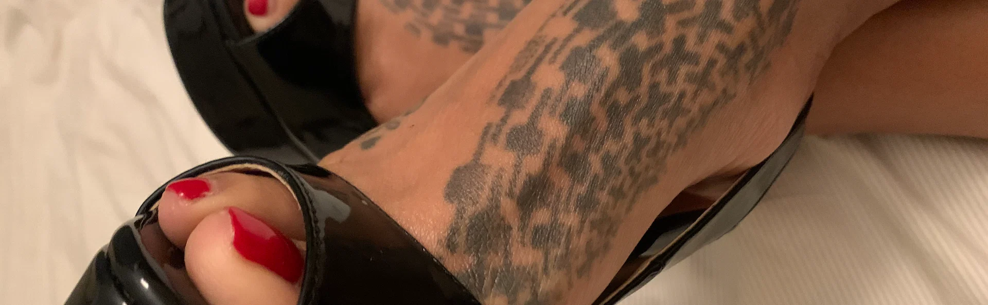 Asian Foot Worship profile banner