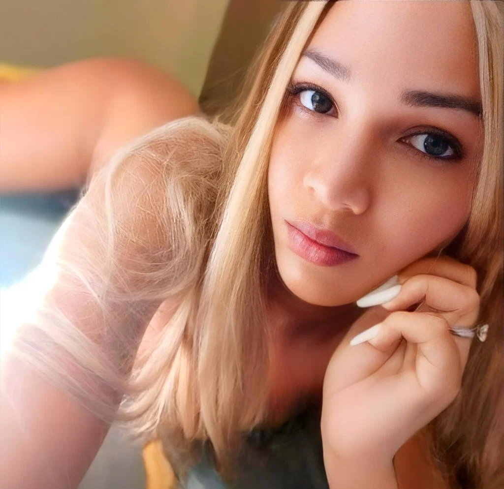 Leah🏳️‍⚧️'s avatar