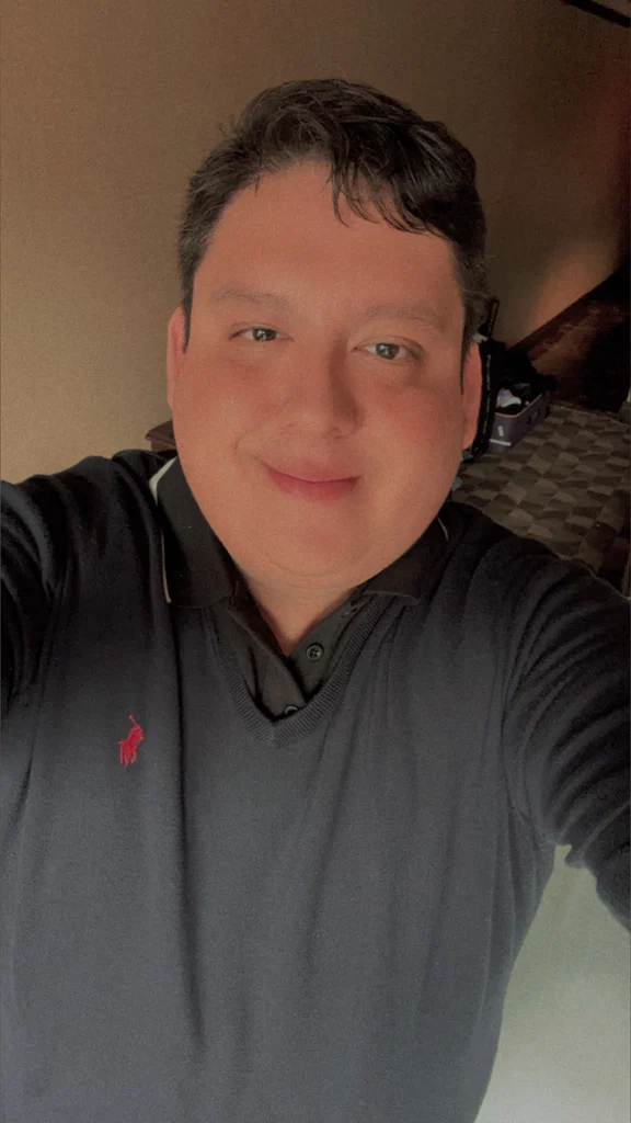 Alejandro Rivera's avatar