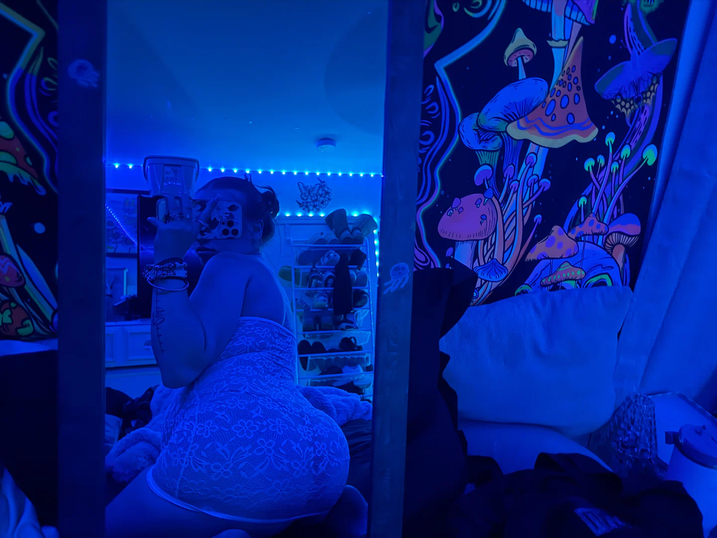 shaebae profile banner