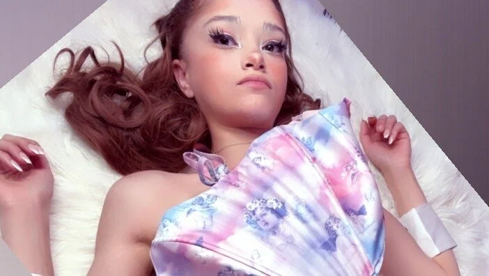 🤍chanelle🦋🐰's avatar