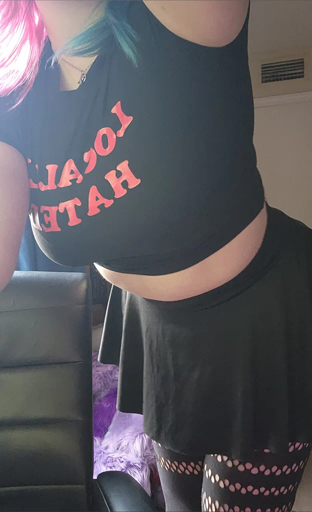 ALL CONTENT for 1 price <3's avatar