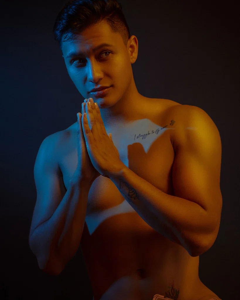 Christopher Luis's avatar