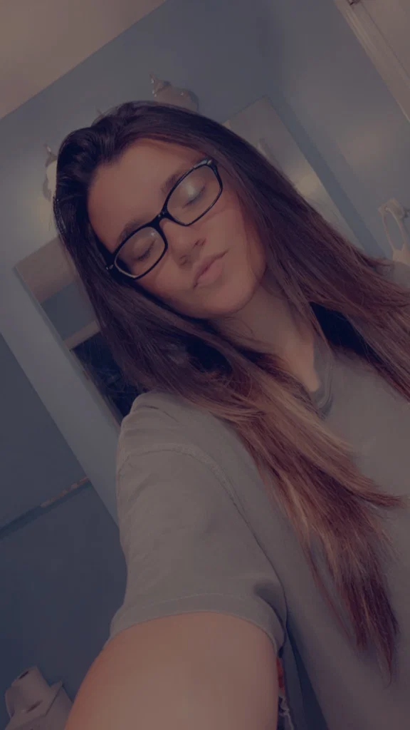 Cassie Leanne's avatar