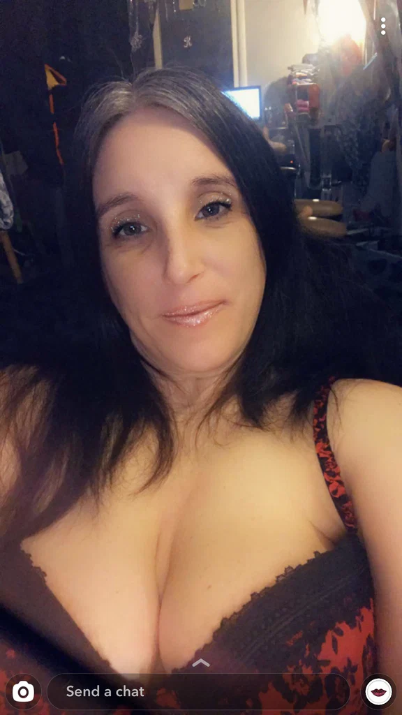 KinkyKortney's avatar