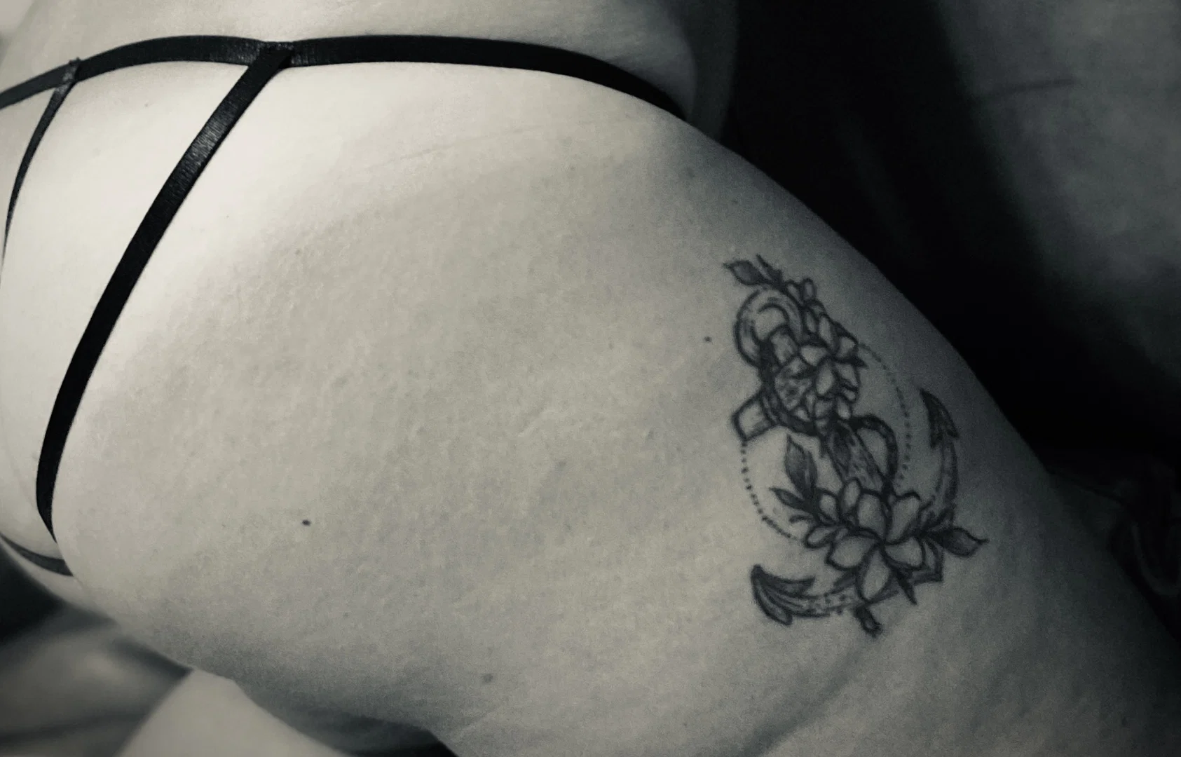 Anchor Rose profile banner