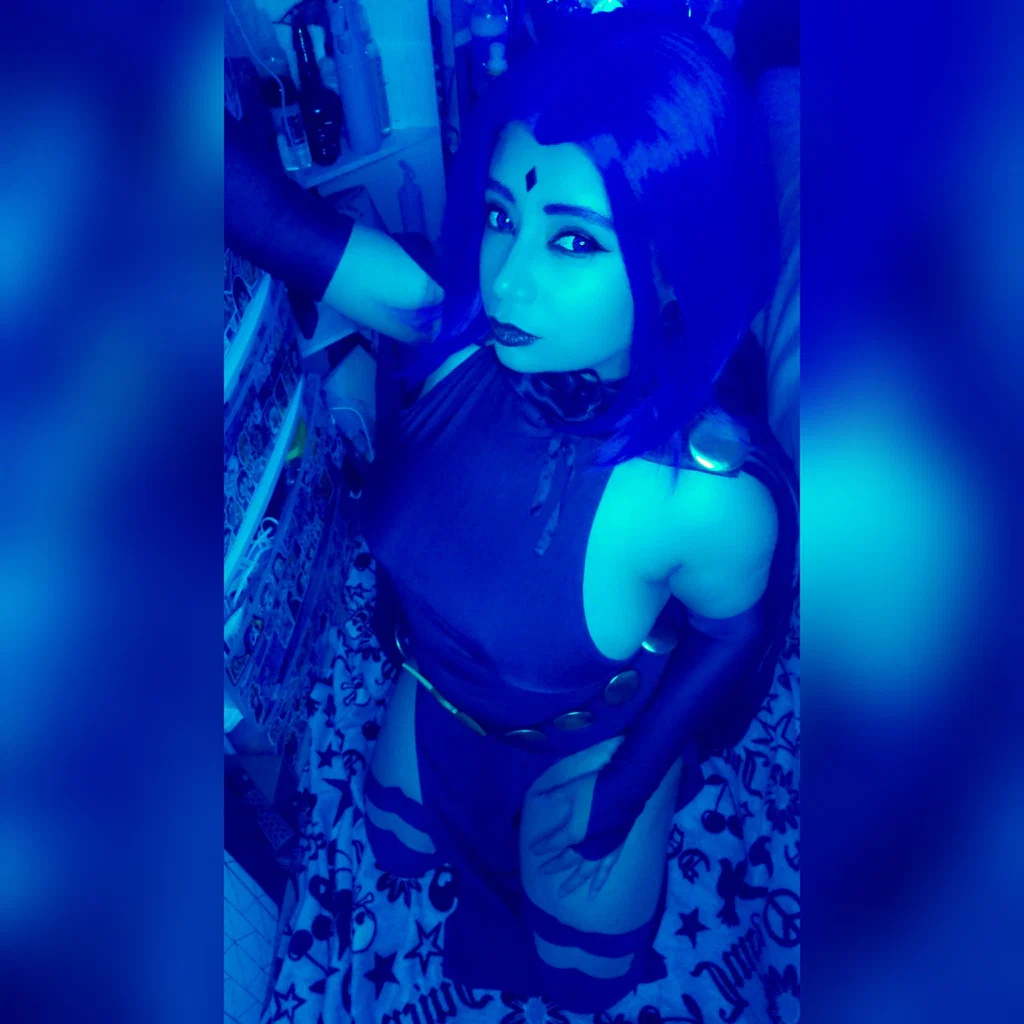 Lady Sky's avatar