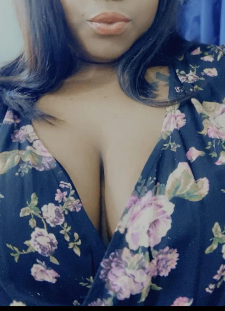 Bri Leo's avatar
