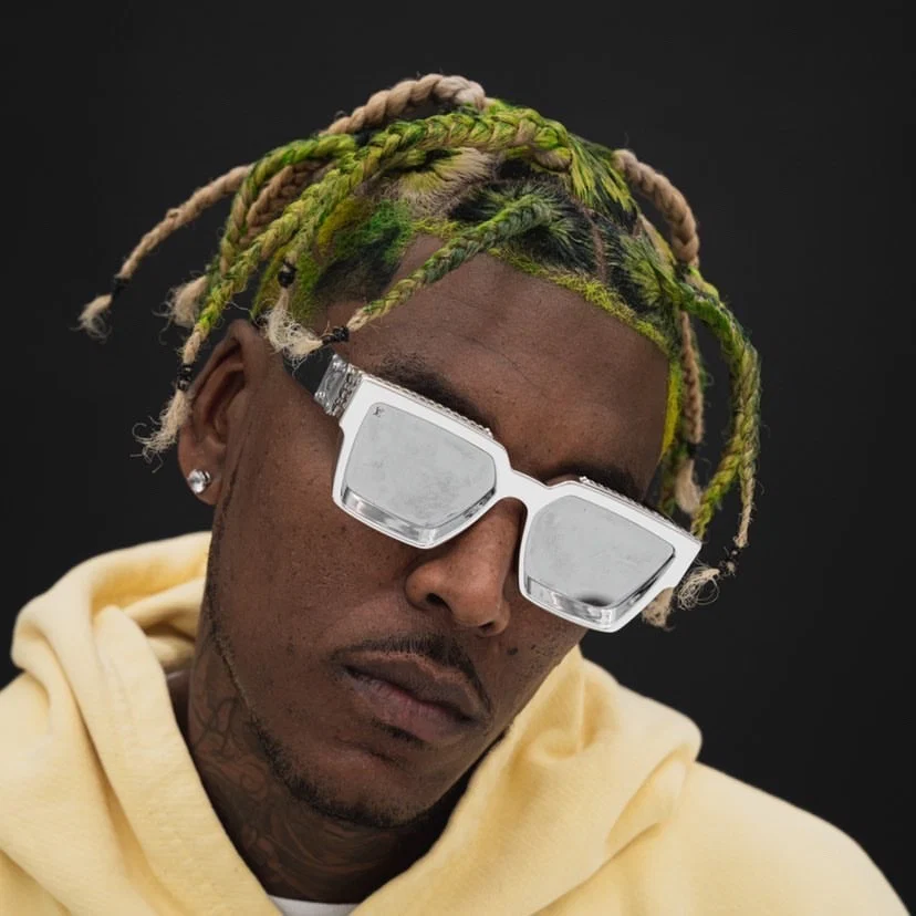 EverybodyKnowsLo's avatar