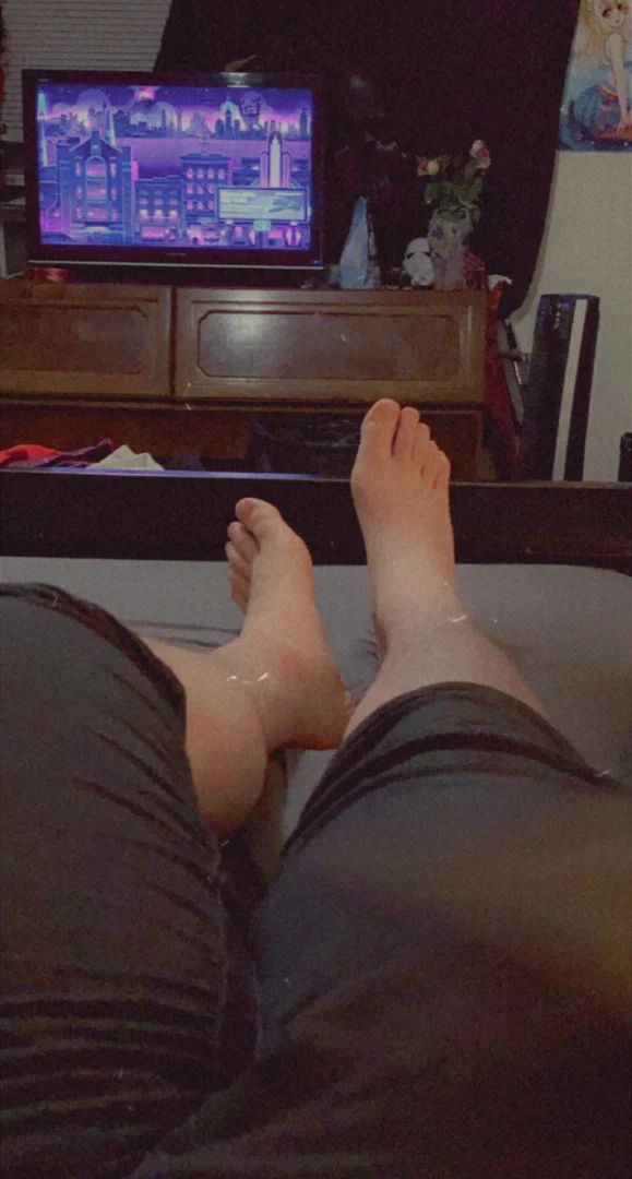 Thicc daddy feet profile banner