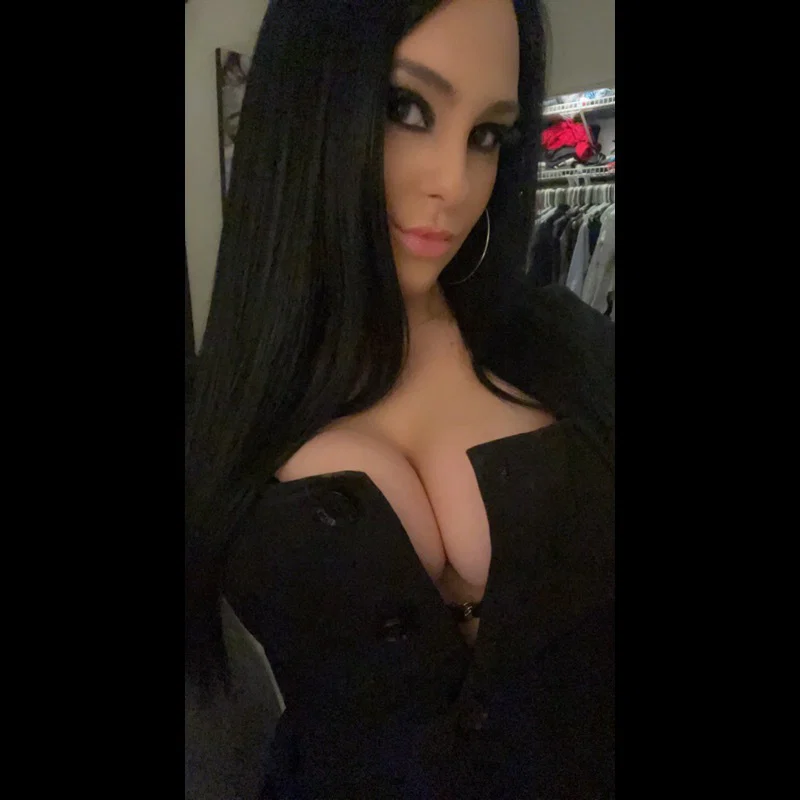Bella Winters's avatar