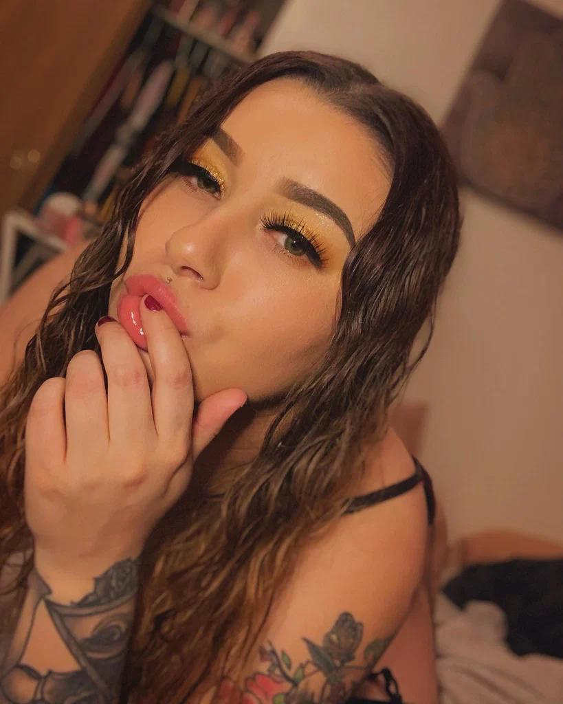 peach 🍑's avatar