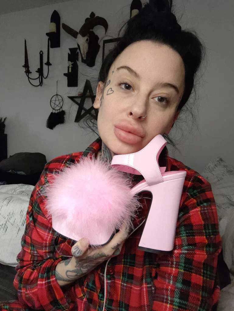 Hanlovesshoes's avatar