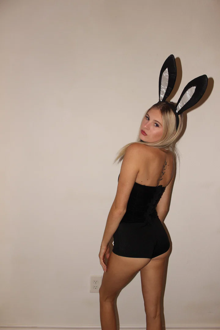 Lynn profile banner