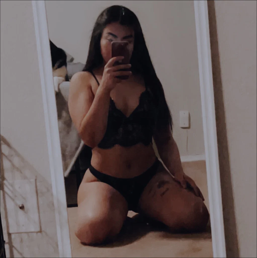 Natalia Whitlock's avatar