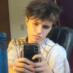 Kam's avatar