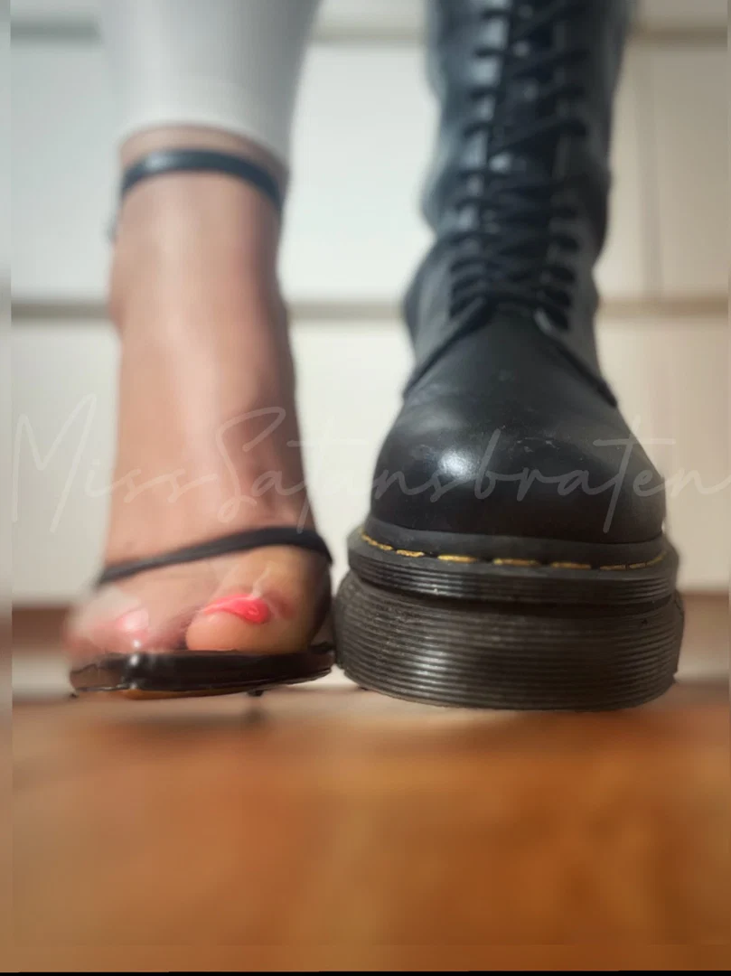 MissSatansbraten profile banner