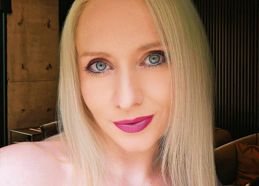 Alexa London's avatar