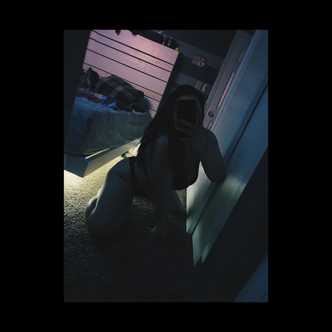 j baby 🖤 profile banner