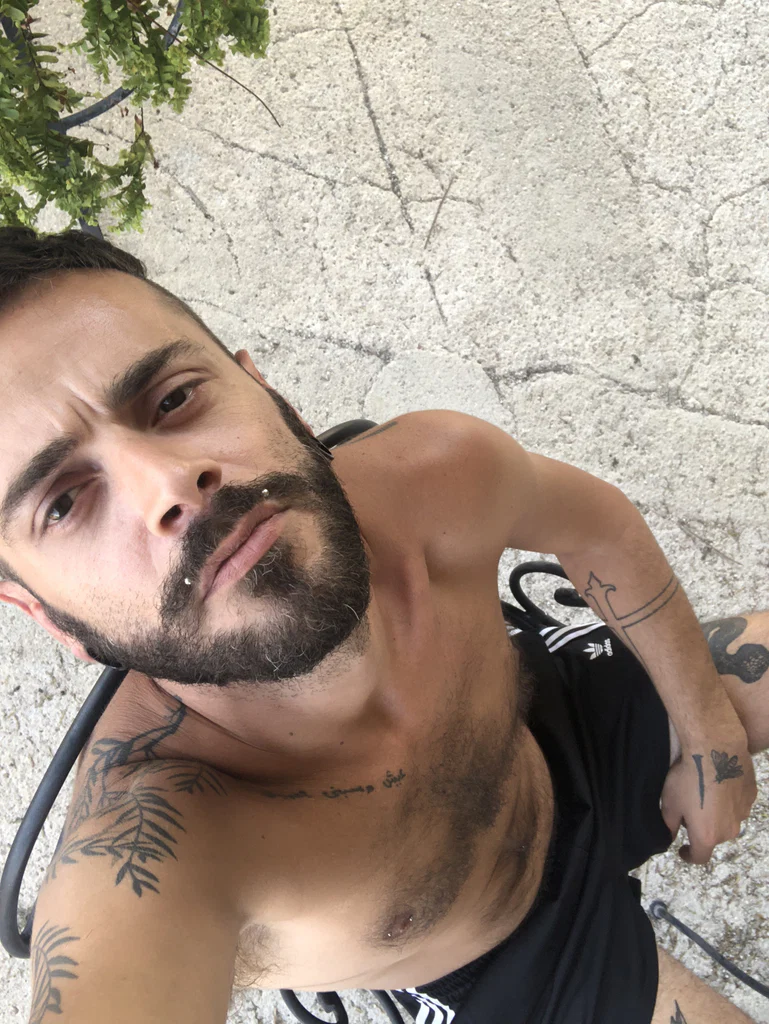 Aurelio's avatar