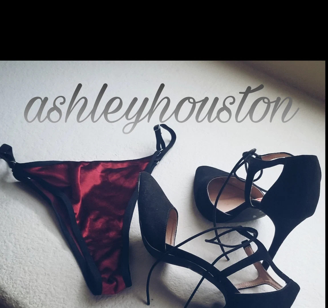 Ashley Houston profile banner