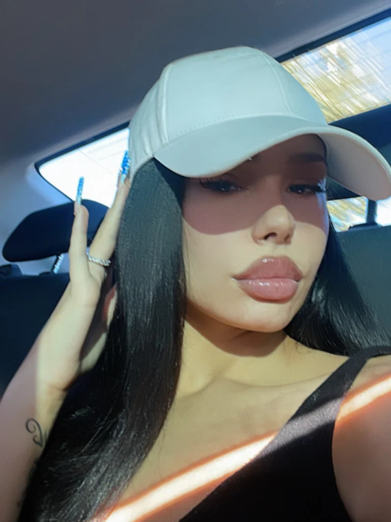THE REAL HENNESSYY🥇's avatar