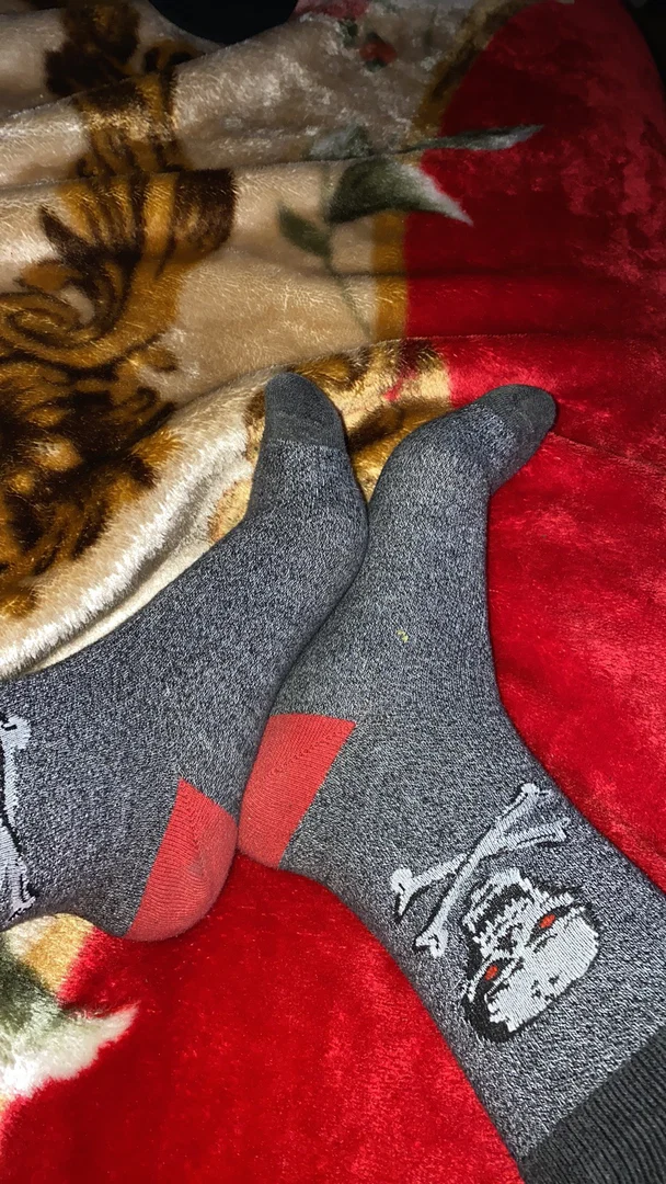 These Manly Feet profile banner