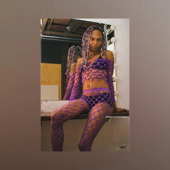 Raerae profile banner