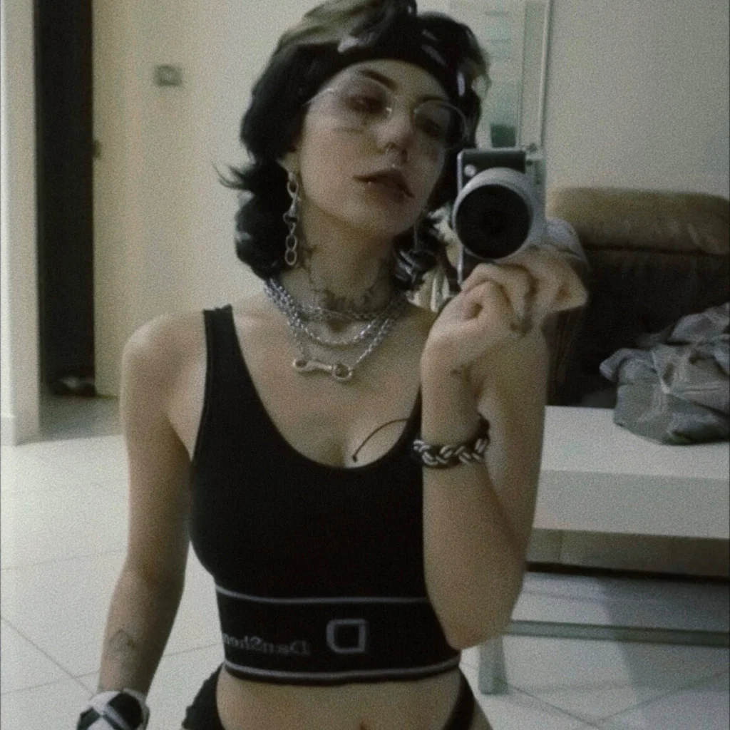Itzel Sparrow