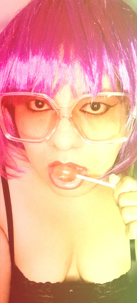 Roxy's avatar