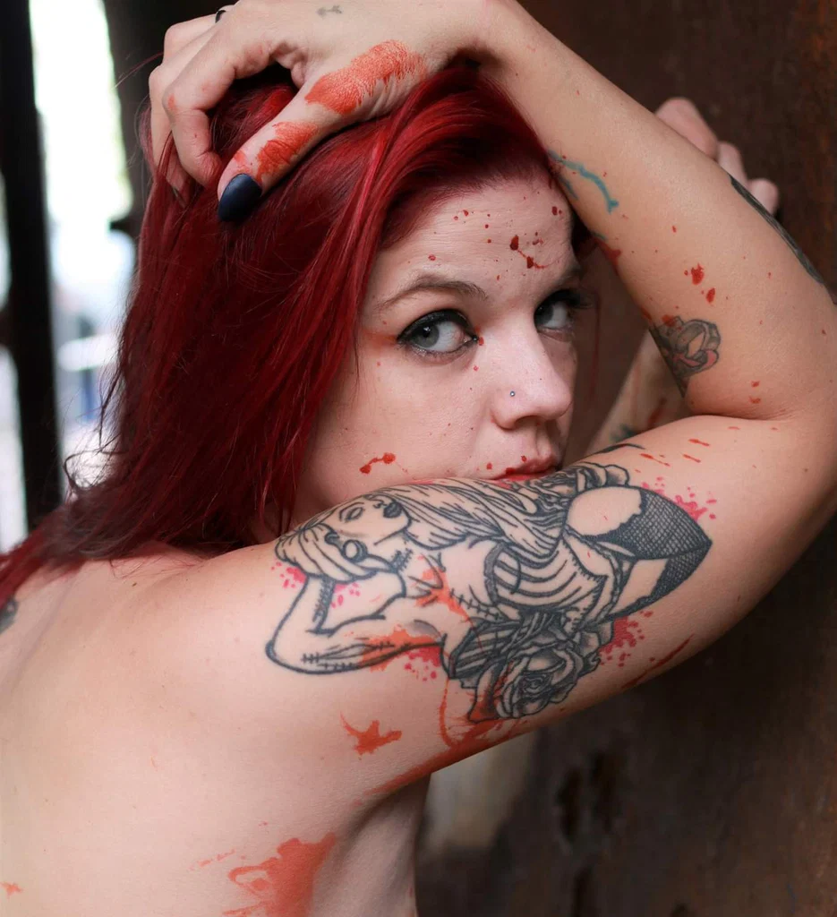 Regan Riot's avatar