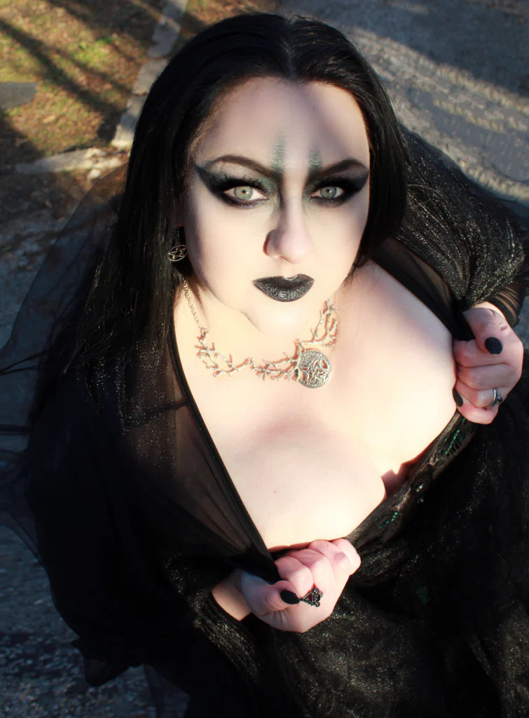 Hells Bel's avatar