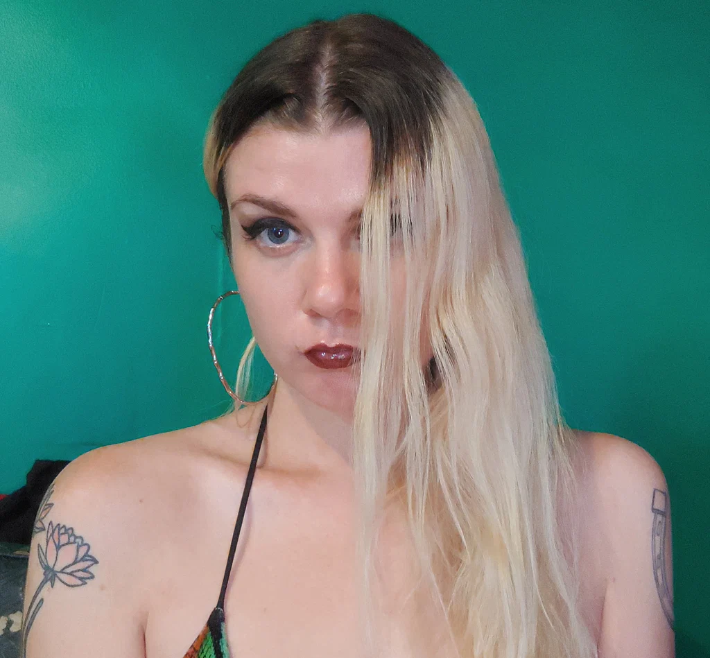 Mistress Magnolia's avatar