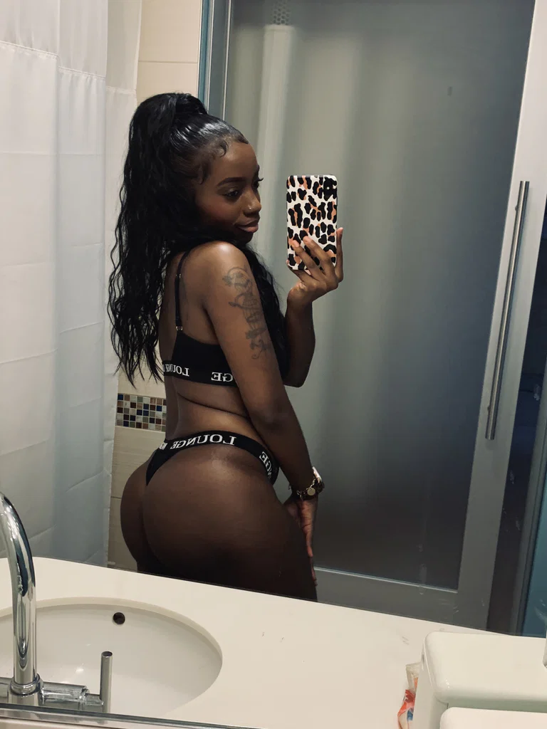 hospital bae 👩🏾‍🦼💗's avatar