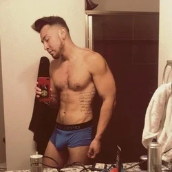 Romeo's avatar