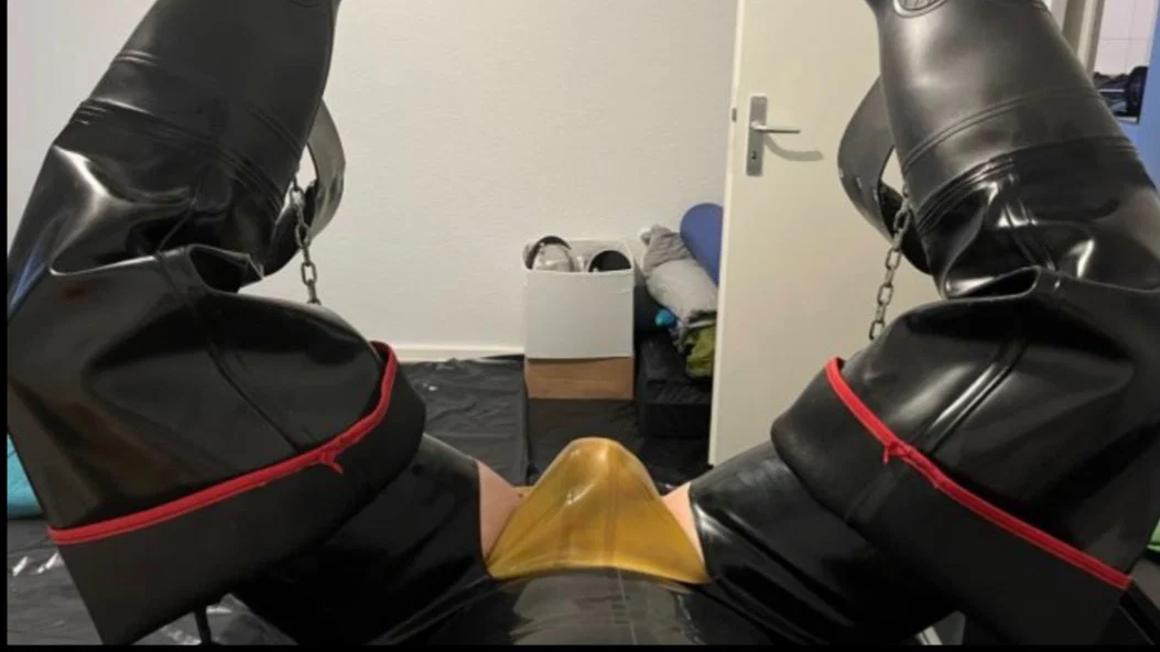 RubFFreak profile banner