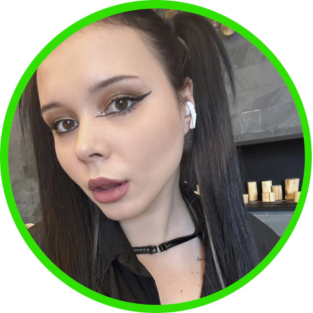 𝘼𝙡𝙞𝙘𝙚 𝙒𝙤𝙤𝙙 🖤❤️‍🔥's avatar