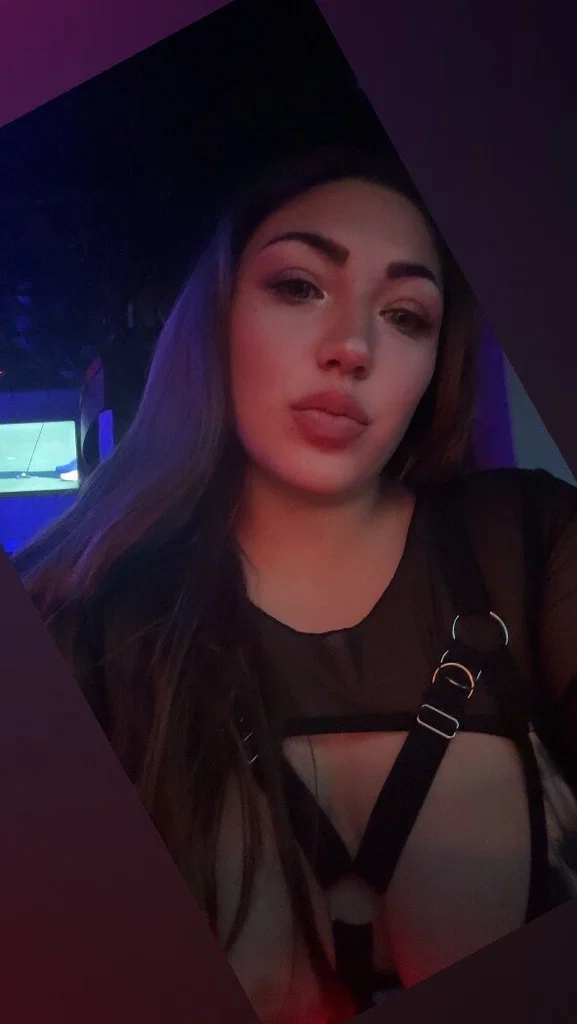 Natasha Skye's avatar