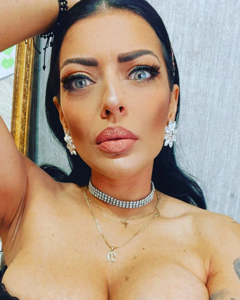 SexySingleMommy's avatar