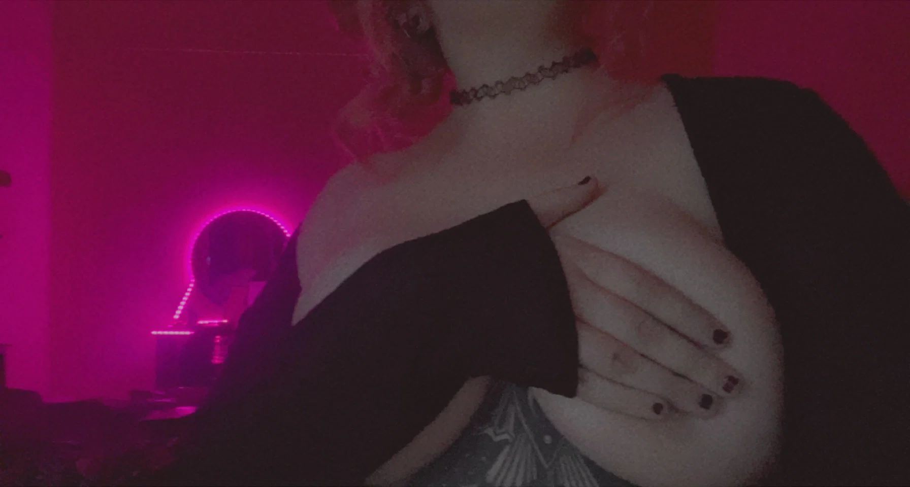 shy doll π· profile banner