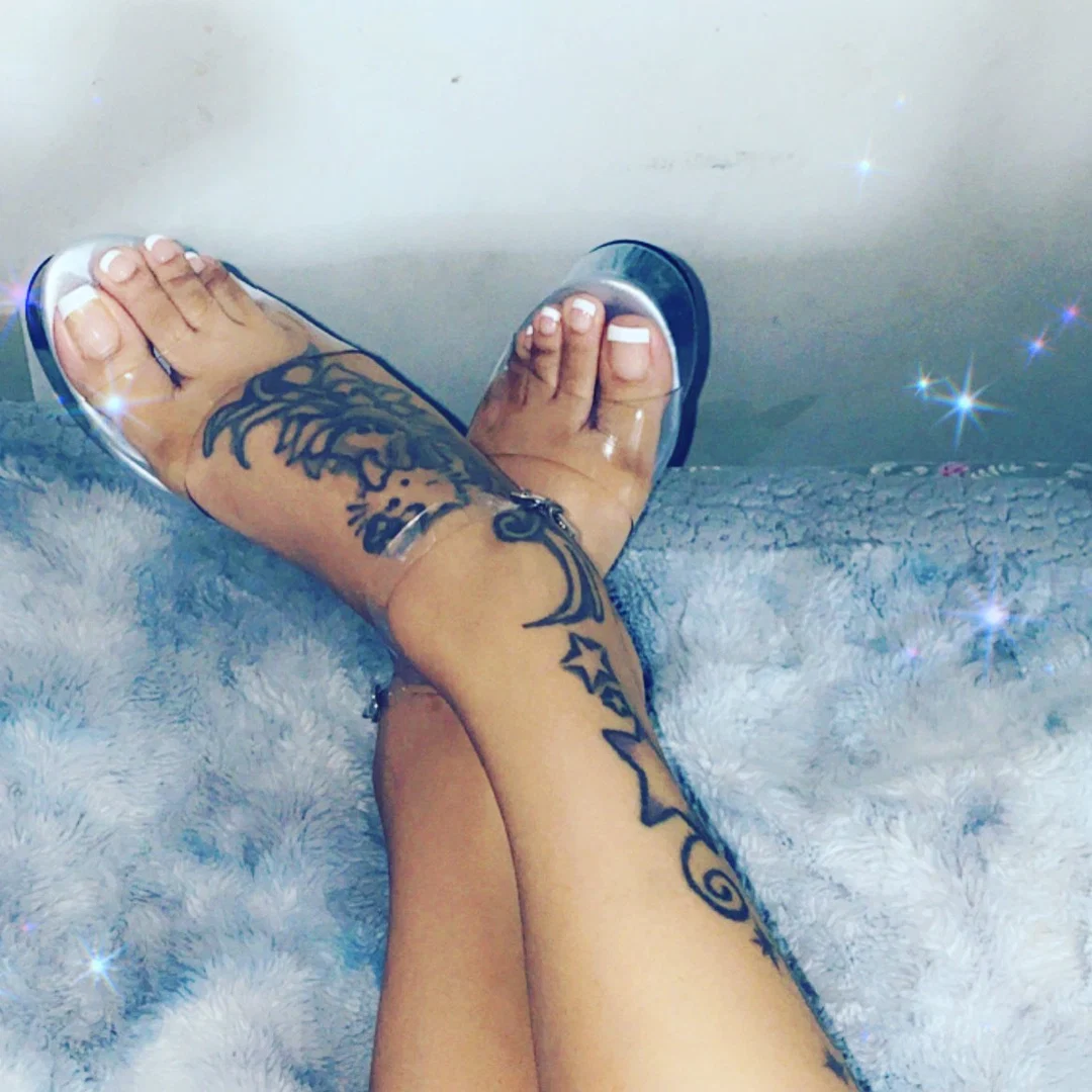 Sexytoes34 profile banner