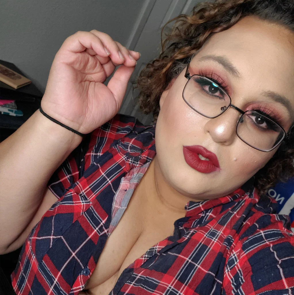 Mistress Marie's avatar