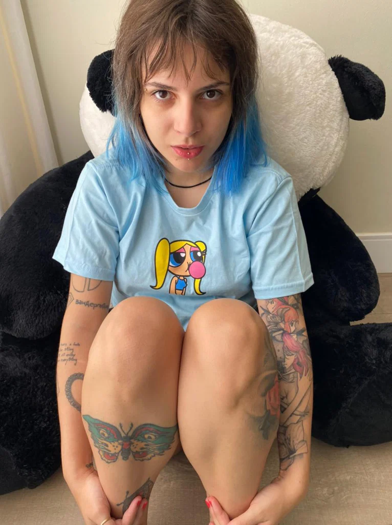Lily Ann 🐰 FREE's avatar