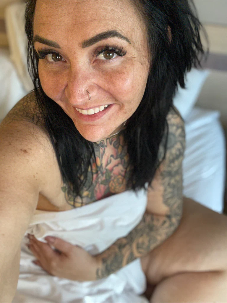 Goddess Megan Nicole