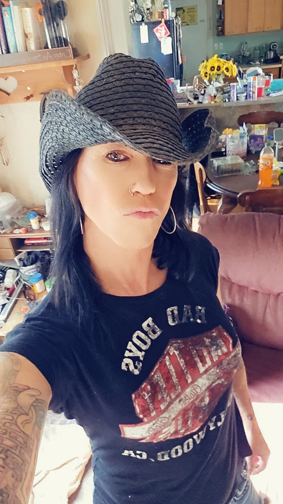 Nikki VonSixxx's avatar